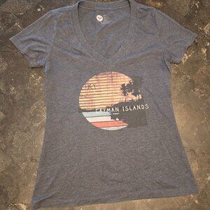ROXY WOMENS CAYMAN ISLANDS GRAPHIC Tshirt -SIZE MEDIUM-LIKE NEW